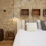 Sonel Investe Madalena 287 Boutique By Get Your